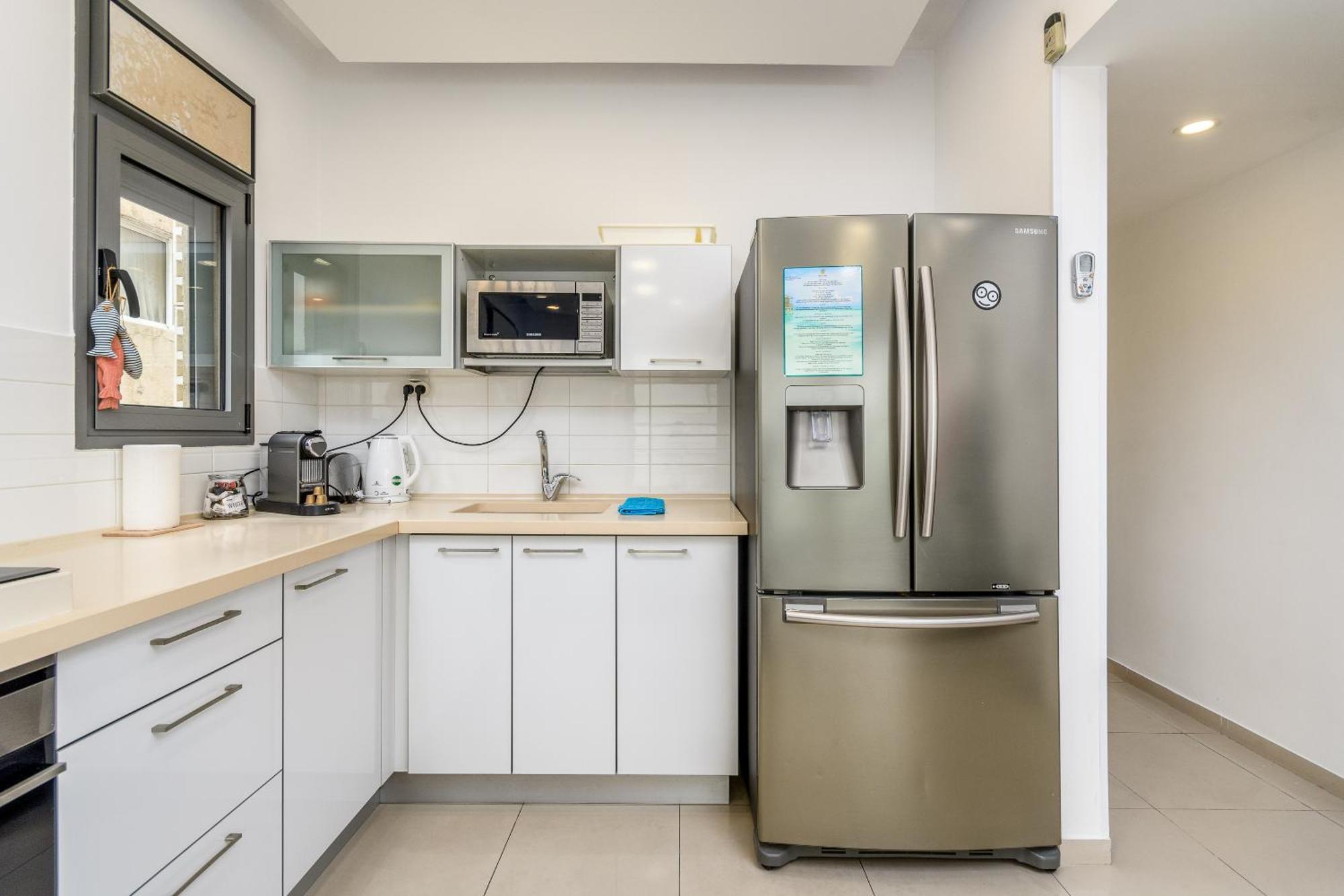 Very Nice 1 Bdr Apartment 2 Min From The Beach ! เทลอาวีฟ ภายนอก รูปภาพ