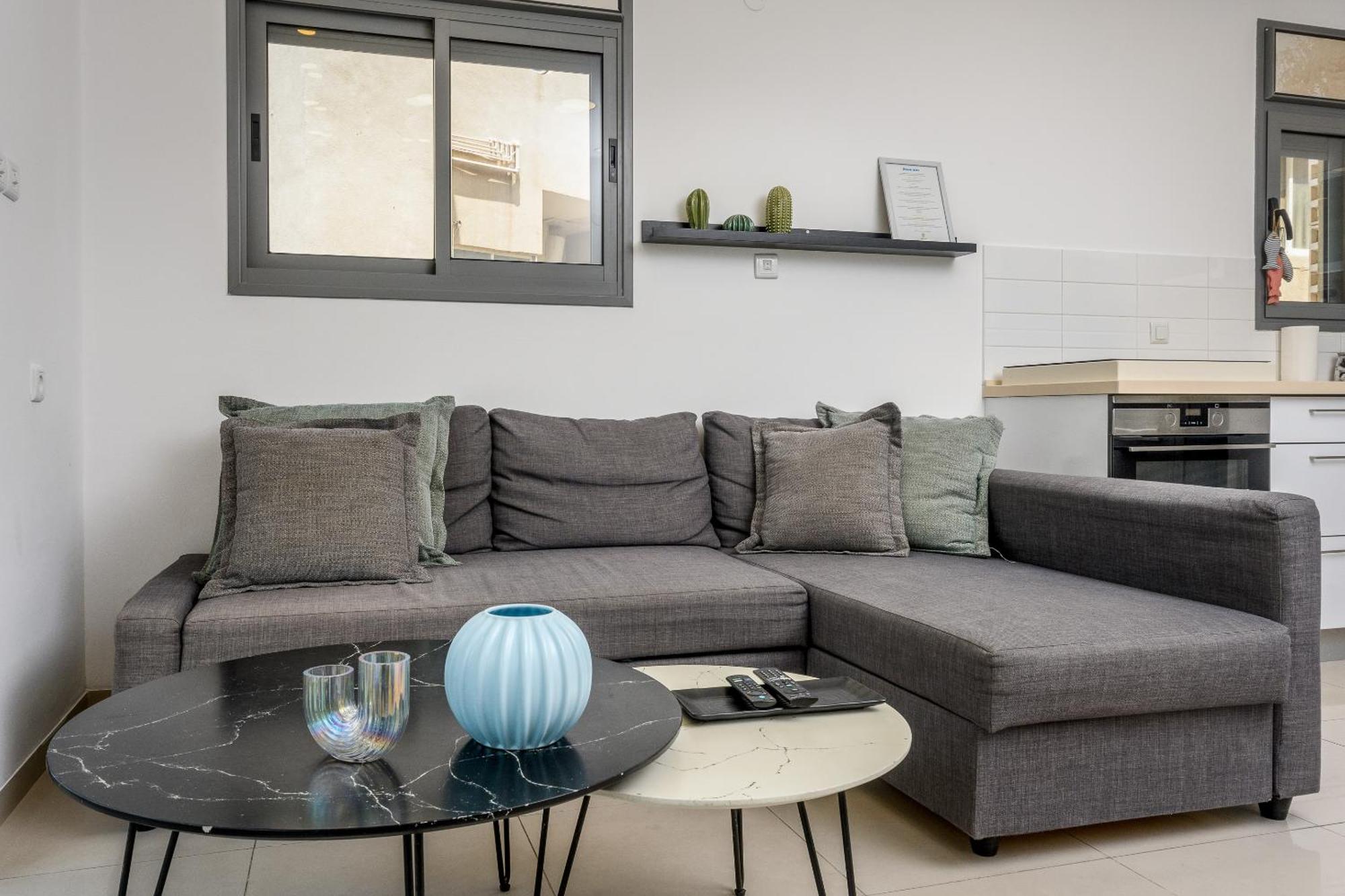 Very Nice 1 Bdr Apartment 2 Min From The Beach ! เทลอาวีฟ ภายนอก รูปภาพ