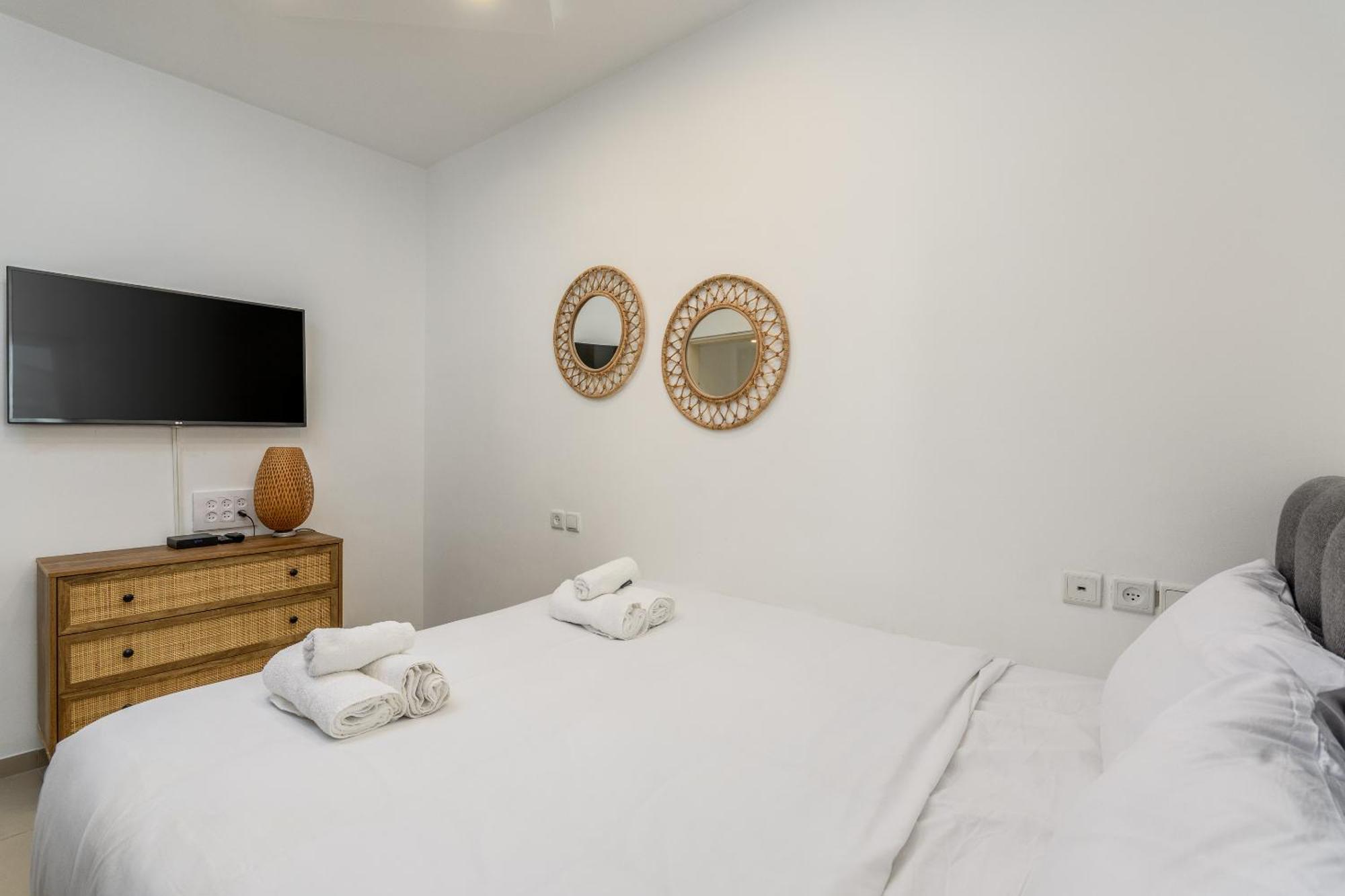 Very Nice 1 Bdr Apartment 2 Min From The Beach ! เทลอาวีฟ ภายนอก รูปภาพ