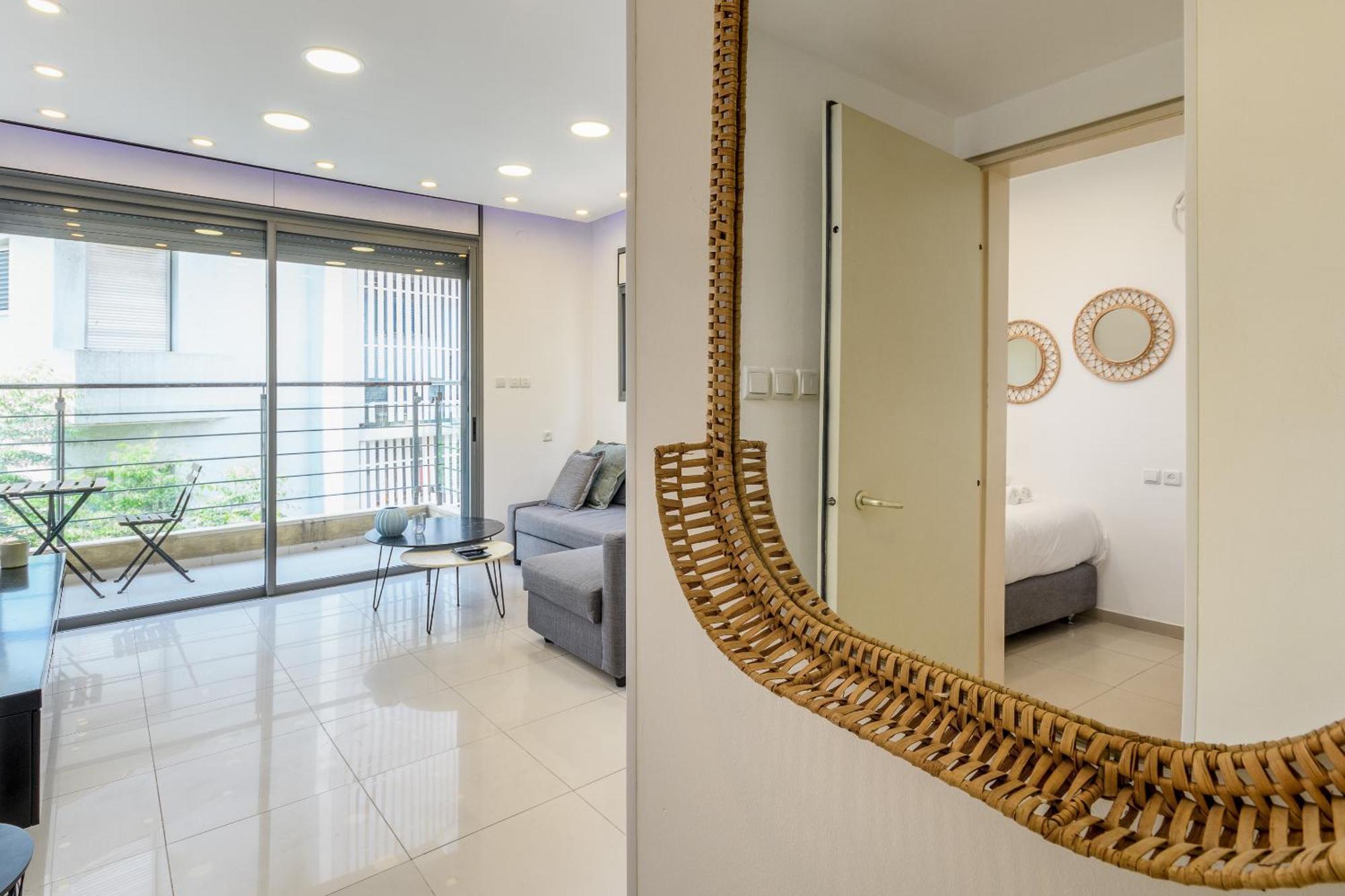 Very Nice 1 Bdr Apartment 2 Min From The Beach ! เทลอาวีฟ ภายนอก รูปภาพ